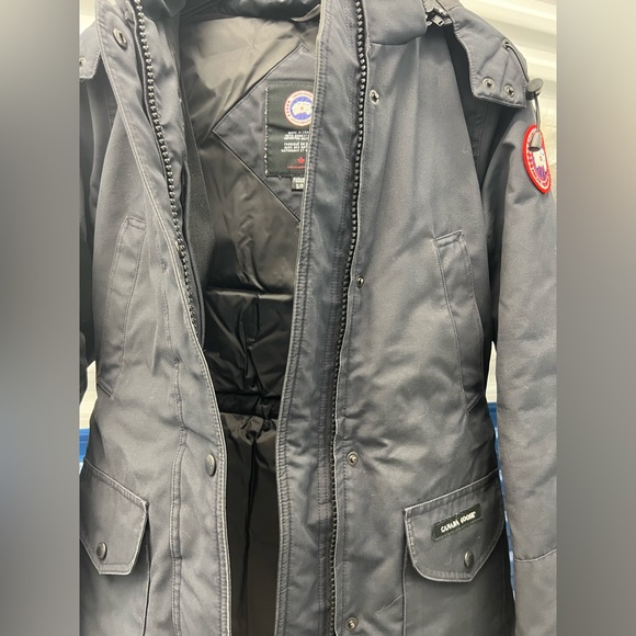 Women’s Canada Goose Trillium Fusion Fit Jacket - Picture 7 of 7